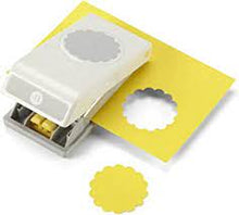 AMERICAN CRAFTS | EK Tools - Scallop Punch, 1.75"