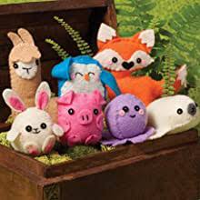 KLUTZ | Craft Kit Sew, Mini Animals