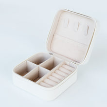 THE HAPPY STATION | Jewelry Box accessory organizer